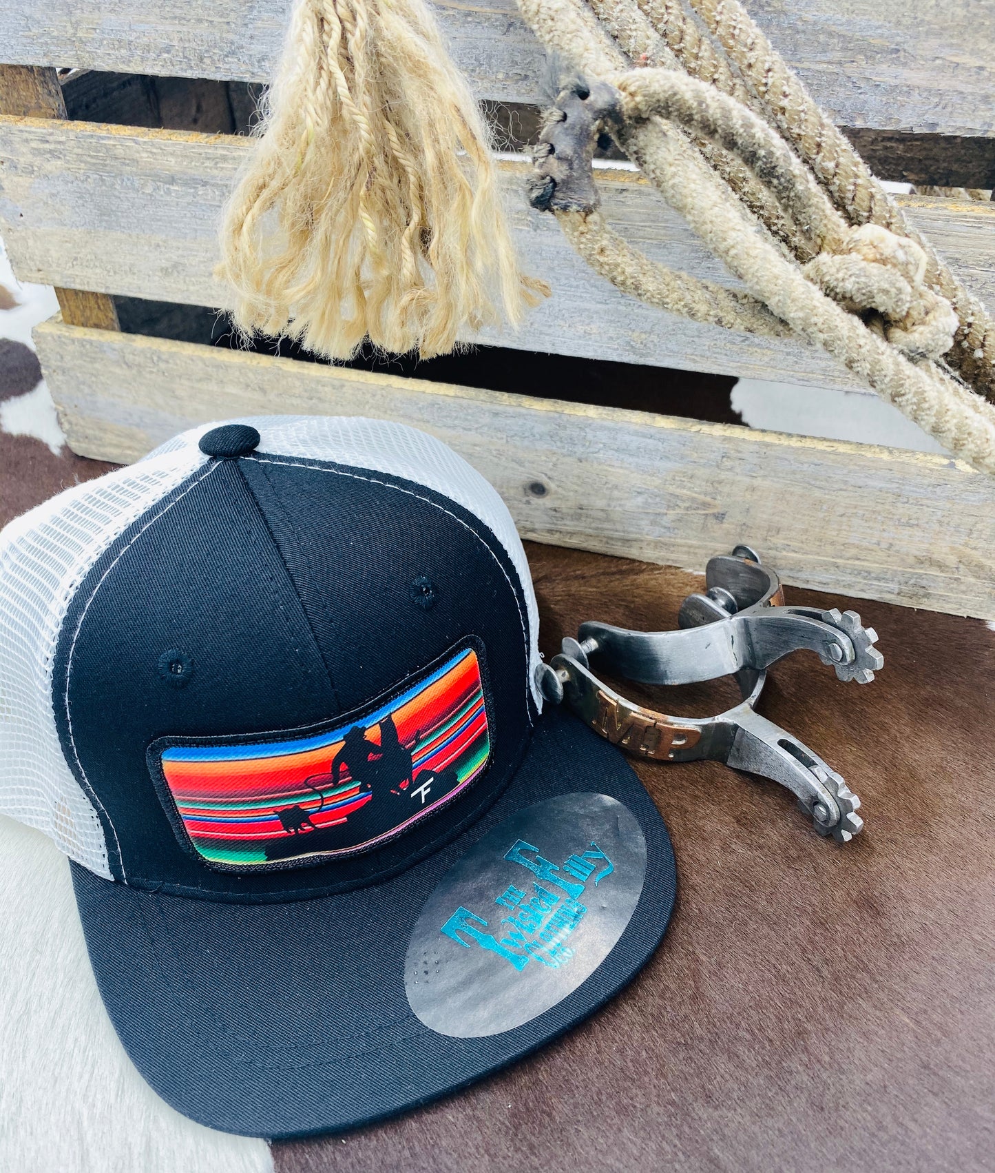 Serape Calf Roper - Infant / Toddler Trucker Hat - Blk/Wht